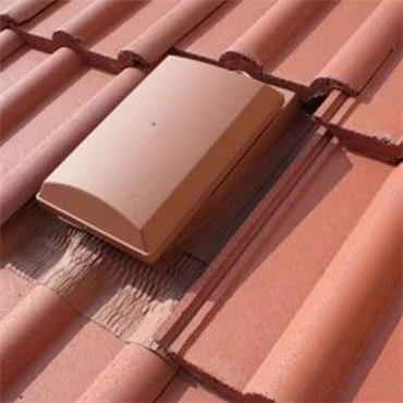 UNIVERSAL TILE VENT BROWN