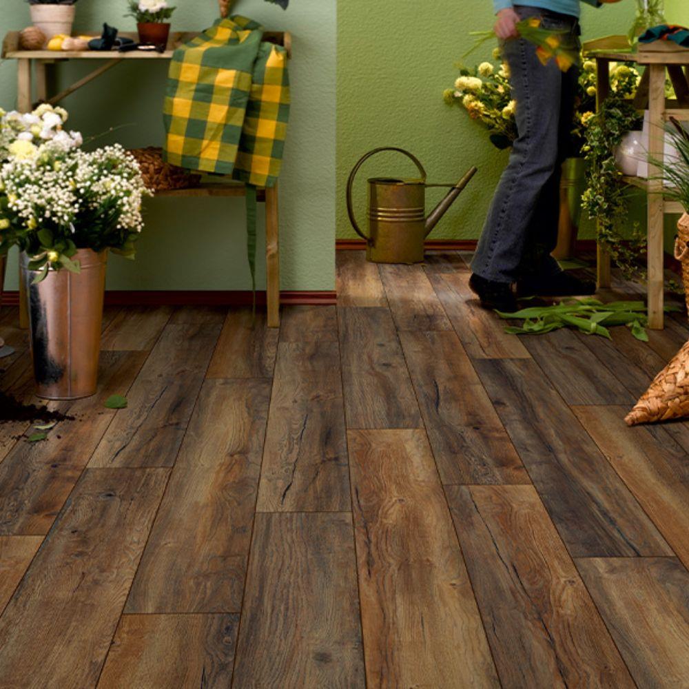 Whiteriver Robusto 4V Harbour Oak Laminate Flooring 12mm | Topline ...
