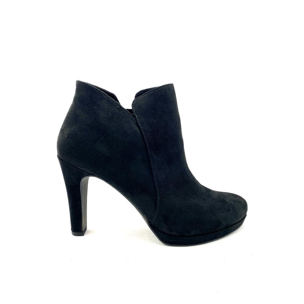 tamaris platform boots