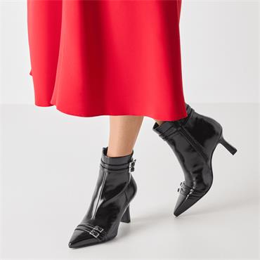 TAMARIS WOMENS POINT TOE ZIP ANKLE BOOT - BLACK