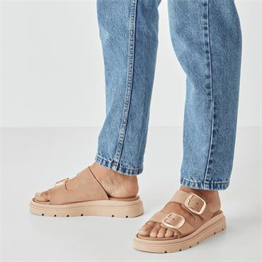 TAMARIS WOMENS BUCKLE STRAP SANDAL - TAUPE NUBUCK