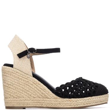 XTI WOMENS WEDGE SANDAL - BLACK
