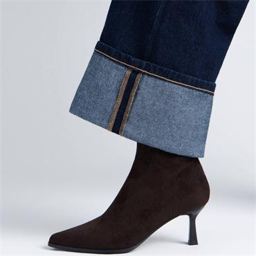 XTI WOMENS ZIP ANKLE BOOT - BROWN