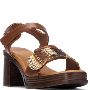 REFRESH WOMENS MID HEEL STRAP SANDAL - CAMEL