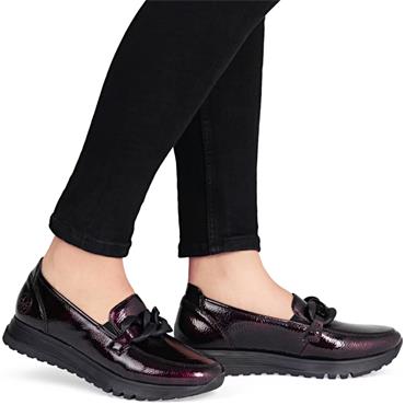 RIEKER WOMENS WIDE FIT SLIP ON SHOE - RED