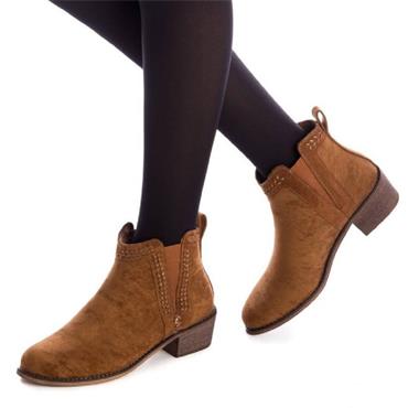 REFRESH WOMENS GUSSET ANKLE BOOT - CAMEL SUEDE