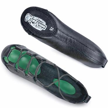 INISFREE WIDE FITTING POMP - BLACK