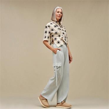 UGG WOMENS STRAP SLIPPER - SAND