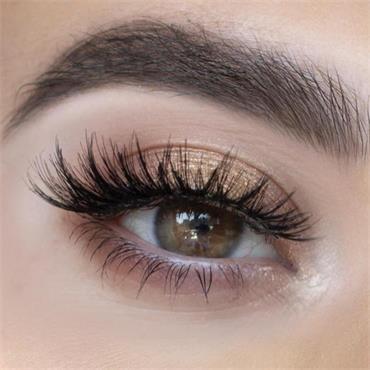 Luna by Lisa False Lashes - Kanye