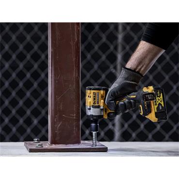 DCF921P2T XR BL 1/2in Impact Wrench 18V 2 x 5.0Ah Li-ion