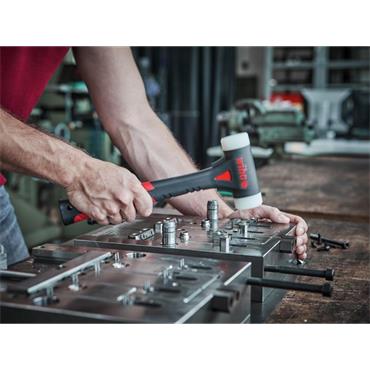 FibreBuzzÂ® Soft-Faced Hammer 740g