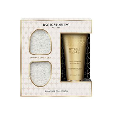 SWEET MANDARIN AND GRAPEFRUIT LUXURY FOOT CARE SET