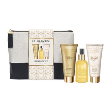 SWEET MANDARIN AND GRAPEFRUIT LUXURY WASH BAG SET