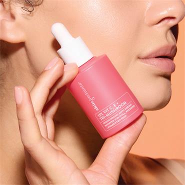 15% VIT C, E AND TRI-MUSHROOM BRIGHTENING ANTI-AGEING BOOSTER