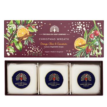 CHRISTMAS WREATH SOAP TRIO SET
