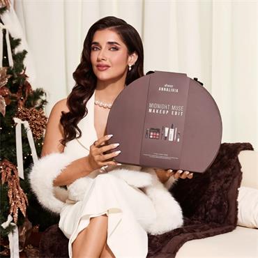 ANNALIVIA MIDNIGHT MUSE MAKE UP EDIT GIFT SET