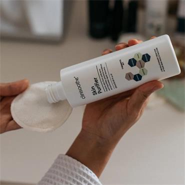 CLINISOOTHE SKIN PURIFIER 250ML
