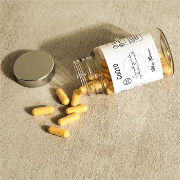 SUPPLEMENTS MADE SIMPLE COQ10 100MG â€“ HIGH ABSORPTION UBIQUINONE â€“ 30 CAPSULES