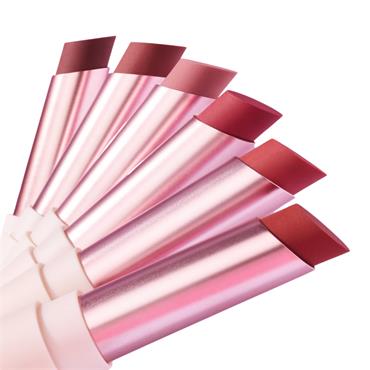 ESSENCE BLUR SOUFFLE SHEER NUDE LIP BALM 