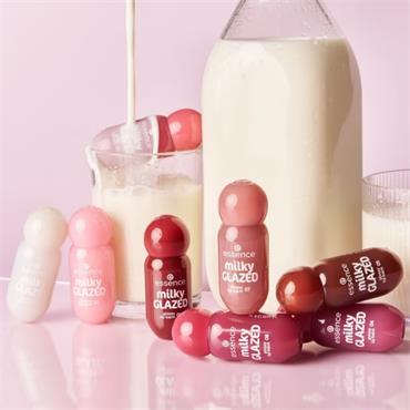  ESSENCE MILKY GLAZED GLOSSY LIP BALM 