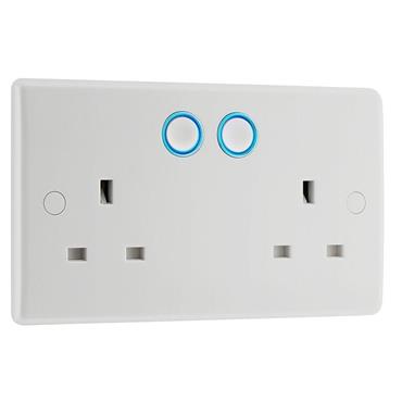 Luceco Square 2G Smart Socket White