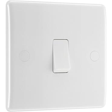 Luceco 10Ax 1G 2W Switch White
