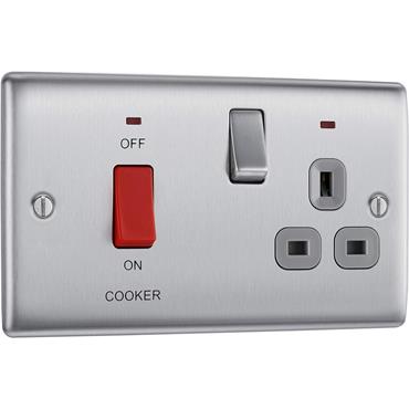Luceco Cooker Switch Socket Steel