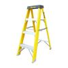 4   STEP FIBREGLASS STEP LADDER SINGLE SIDED
