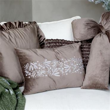 CHRISTMAS FOILAGE CUSHION