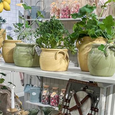 BROBACKA LOW POT YELLOW