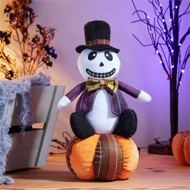 SPOOKY KIN on pumpkin