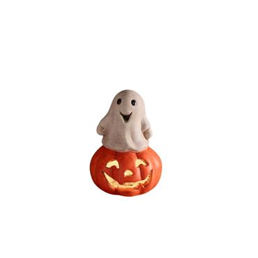 SPOOKY KIN