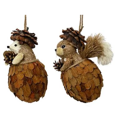 SQUIRREL IN PINECONE H21.5CM