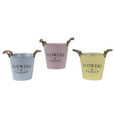 FLOWERS AND GARDEN PLANTER BUCKET