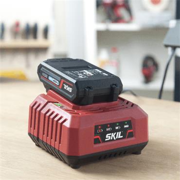 CR1E3122AA SKIL CHARGER '20V MAX' (18V)