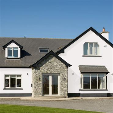 FLEETWOOD WEATHERCLAD   9lt + 1LTR FOC BRILLIANT WHITE