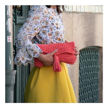Hoooked Pattern Denise Clutch Purse Knit in Zpagetti