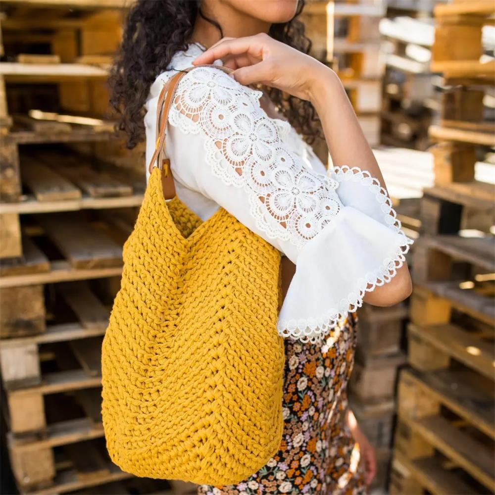 Hooked DIY Crochet Kit Tote Bag - Toscana