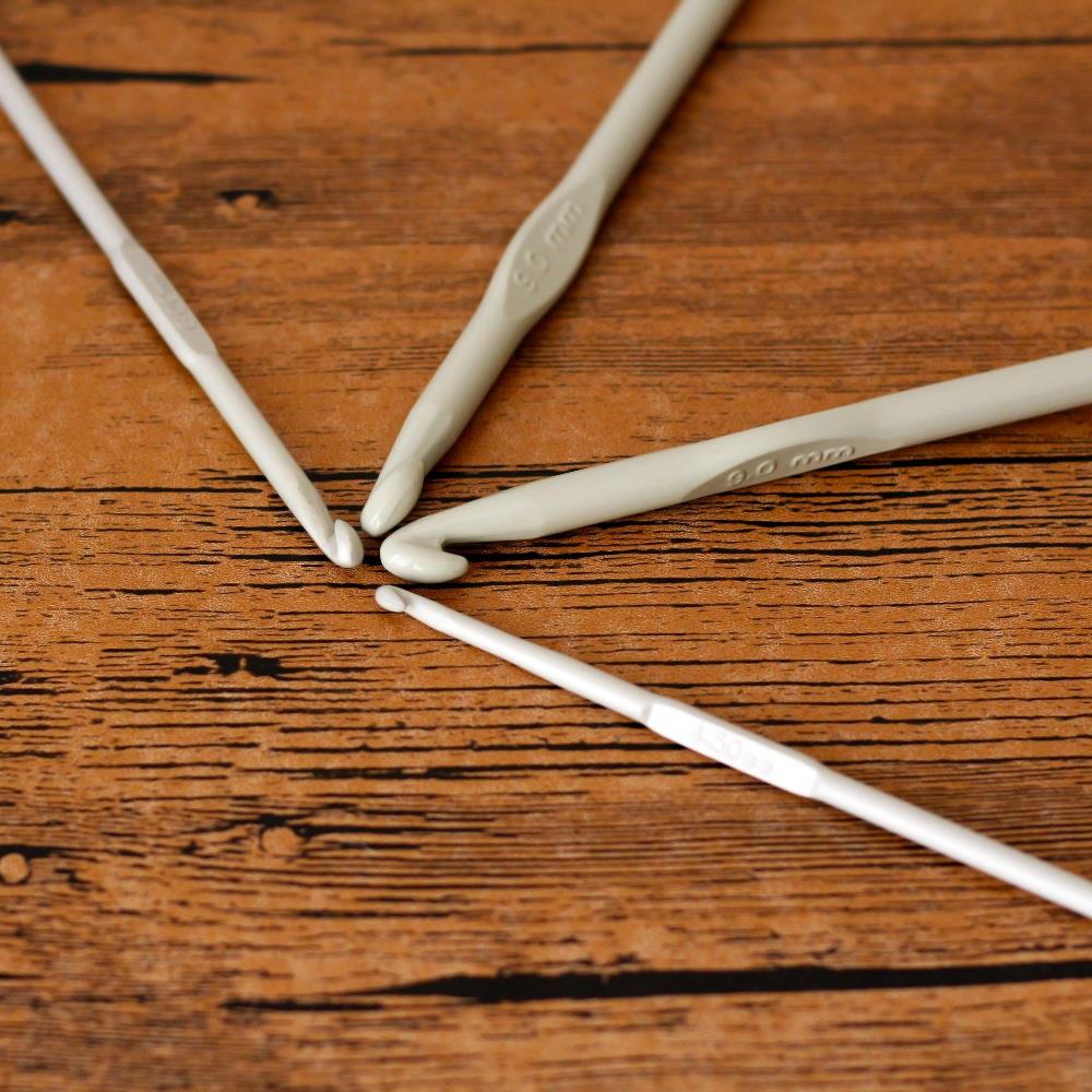Crochet Hooks (5.5mm to 8mm) | Springwools.com | Ireland
