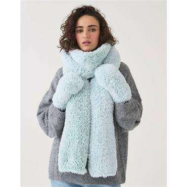 Sirdar Booklet 10816 Scarf & Mittens in Alpine