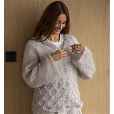 Viking Garn Pattern 2517-3 Dalia Cardigan in Kid Silk