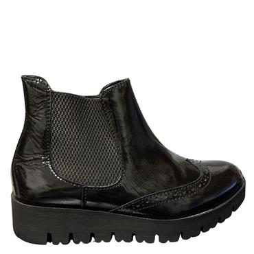 STORM WEDGE GUSSET BROGUE BT - BLACK PATENT