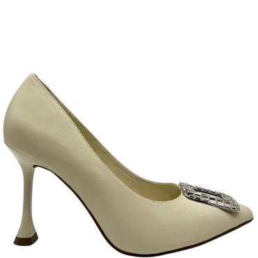 MENBUR WOMENS POINT TOE COURT SHOE - WHITE