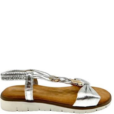 NINE TO FIVE WOMENS FLAT STRAP SANDAL - SILVER
