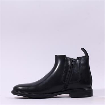 Tamaris Men Matthias Chelsea Boot - Black Leather
