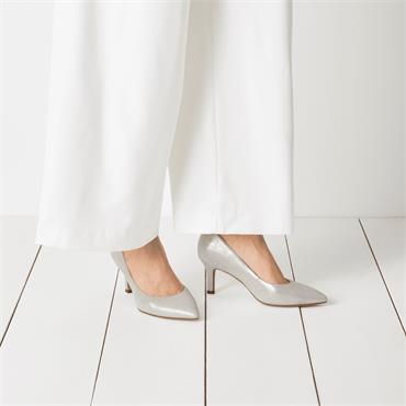 Tamaris Joane Classic Pointed Mid Heel - Silver