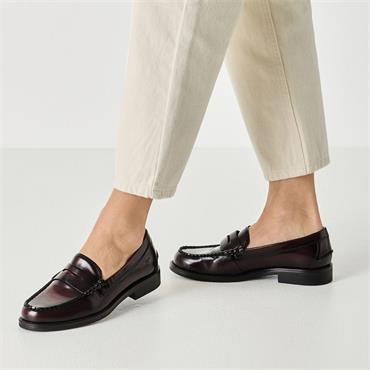 Tamaris Lelani Classic Penny Loafer - Mocca Shine