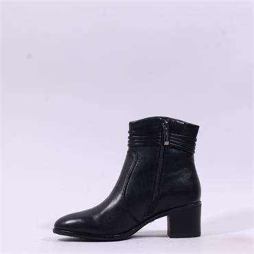 Tamaris Rudinia Rope Tassle Boot - Black Leather