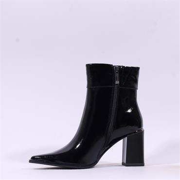 Tamaris Loulia Point Toe Block Heel Boot - Black