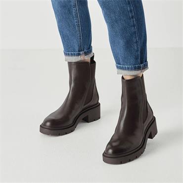 Tamaris Selmira Chunky Chelsea Boot - Mocca